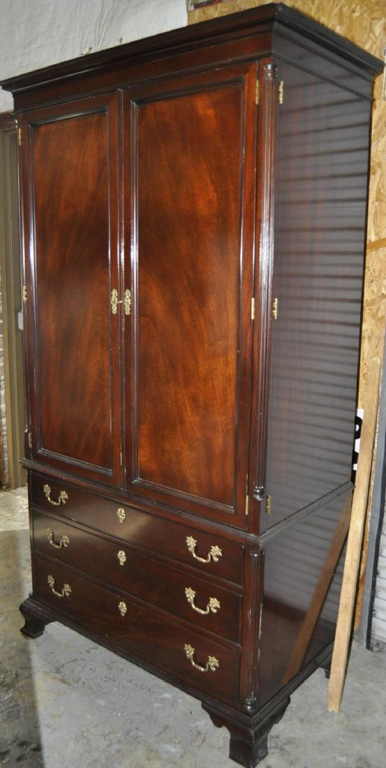 Kindel Solid Mahogany Traditional TV Cabinet (1 of 2)