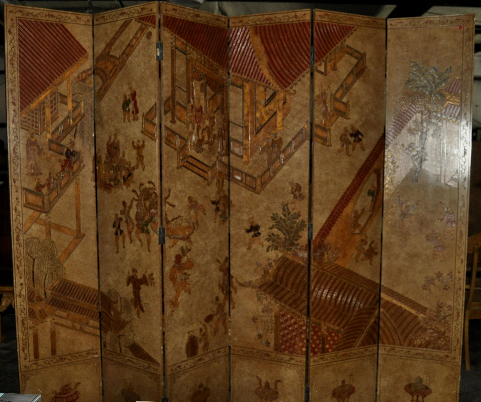 Palatial Coromandel Screen (1 of 1)