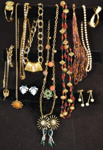 Costume Jewelry, 16pcs: Necklaces, 1 - with rose carved carnelian beads, earrings, bracelets, etc.