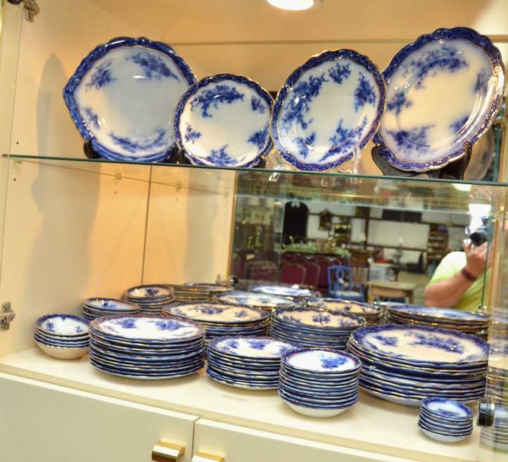 Flow Blue "Touraine" 130 Piece (1 of 6)