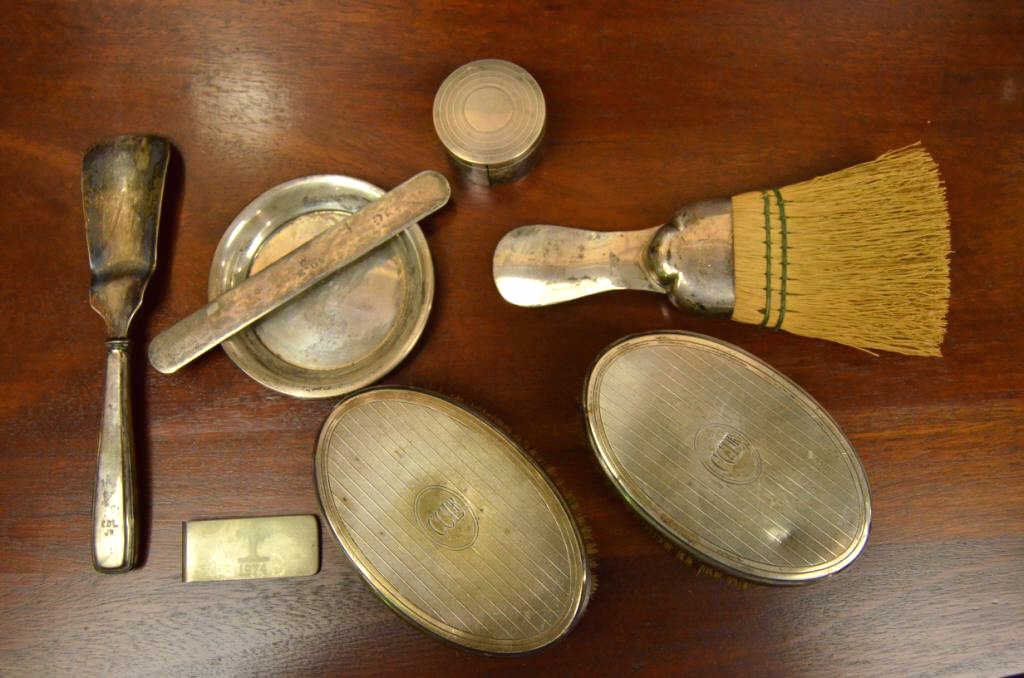 Gentleman's Sterling Desk & Dressing Articles (1 of 5)