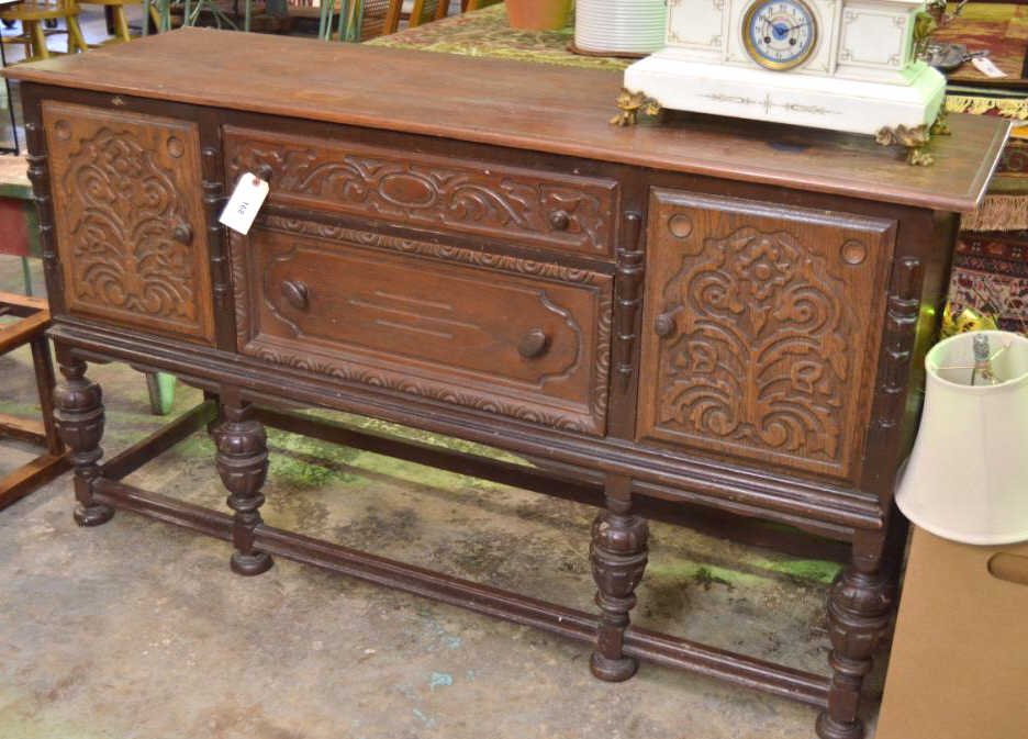 English Oak Buffet (1 of 3)