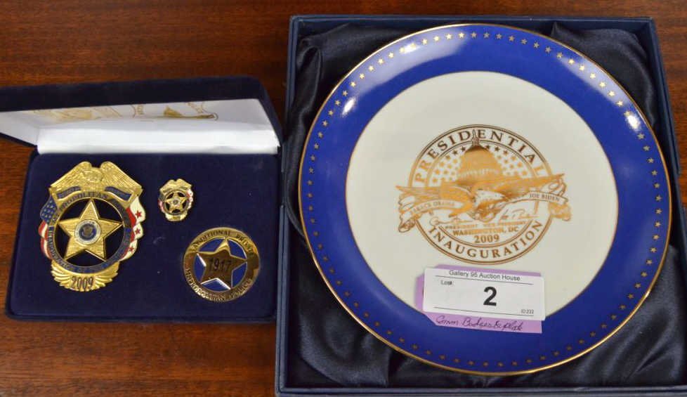 2009 Commemorative Inauguration Badges Etc. (1 of 3)