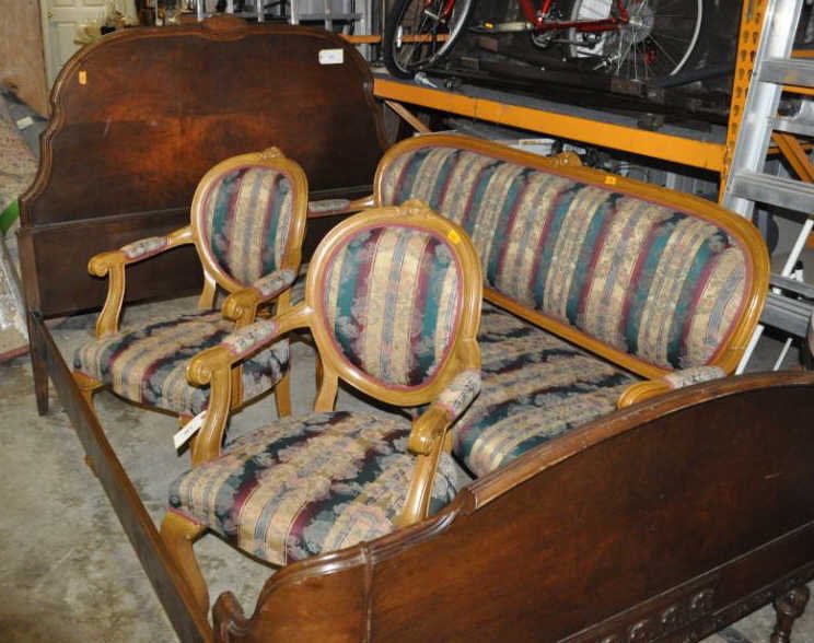 Circa 1920's Full Size Bed: Mahogany, Headboard, footboard, rails, 51"x57"x80"