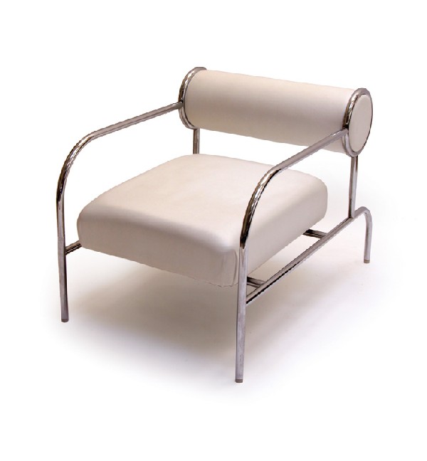 Sessel 'sofa with arms': Sessel 'sofa with arms' Cappellini, Arosio/Como Entwurf: 1982 Metall, verchromt, weißer Lederbezug. 65 x 62 x 92cm Gramigna, Giuliana. Repertorio del Design Italiano 1950-2000 per L'Arredamento Domes