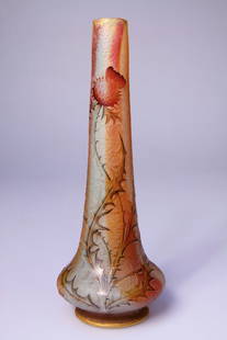 Vase Disteln: Daum Frères, Nancy um 1900 Glas, geätztes und beamltes Dekor. H. 24,5cm. Zustand B/C. Bez.: Daum Nancy mit Lothringer Kreuz.