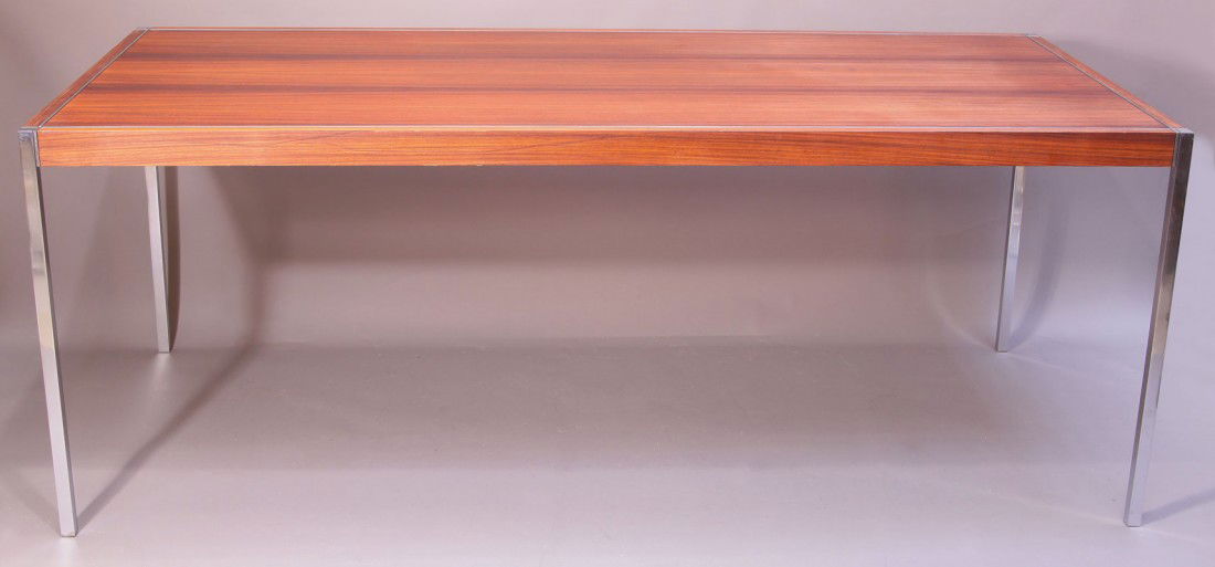 Tisch 4106: Knoll International Richard Schultz Entw. 1963 Vierkantstahl seidenmatt verchromt, Tischplatte aus ostindischem Palisander mit eingelegten Chromleisten. 195 x 90 x 74cm. Knoll International Modell Kat