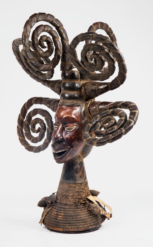 Ikoyi Maske (1 of 1)