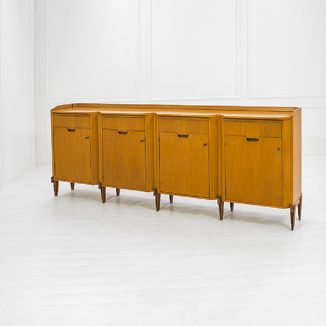 Grande credenza (1 of 3)