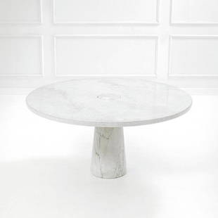 Angelo Mangiarotti: Tavolo rotondo della serie Eros Marmo bianco di Carrara. Prod. Skipper, anni '70 h cm 71, diam. piano cm 145 Literature: Giuliana Gramigna, Repertorio del design italiano, 1950-2000, Umberto Allemandi