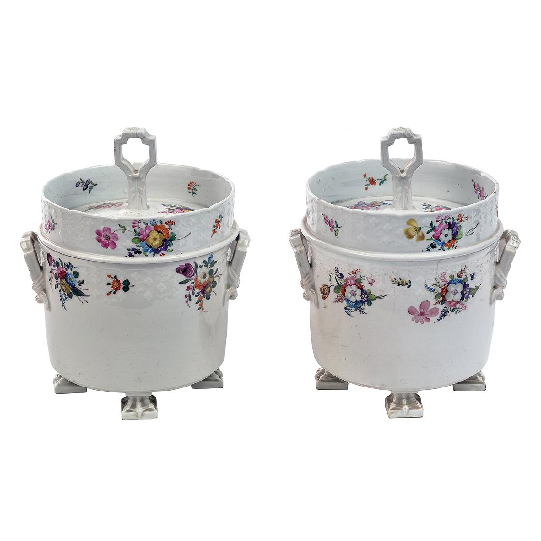 Coppia di gelatiere in porcellana, Manifattura del Nord (1 of 1)
