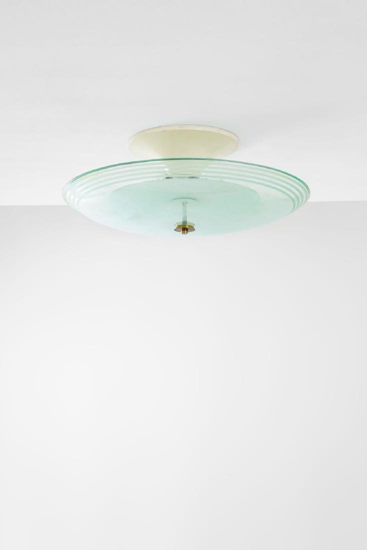 Pietro Chiesa: Lampada a plafone Metallo laccato, cristallo curvato, molato e sabbiato, ottone. Prod. Fontana Arte, 1935 ca. h cm 30, diam. cm 80 Literature: Franco Deboni, Fontana Arte. Gio Ponti, Pietro Chiesa, Ma