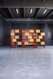 Ilmari Tapiovaara (1914-1999)  Grande libreria con