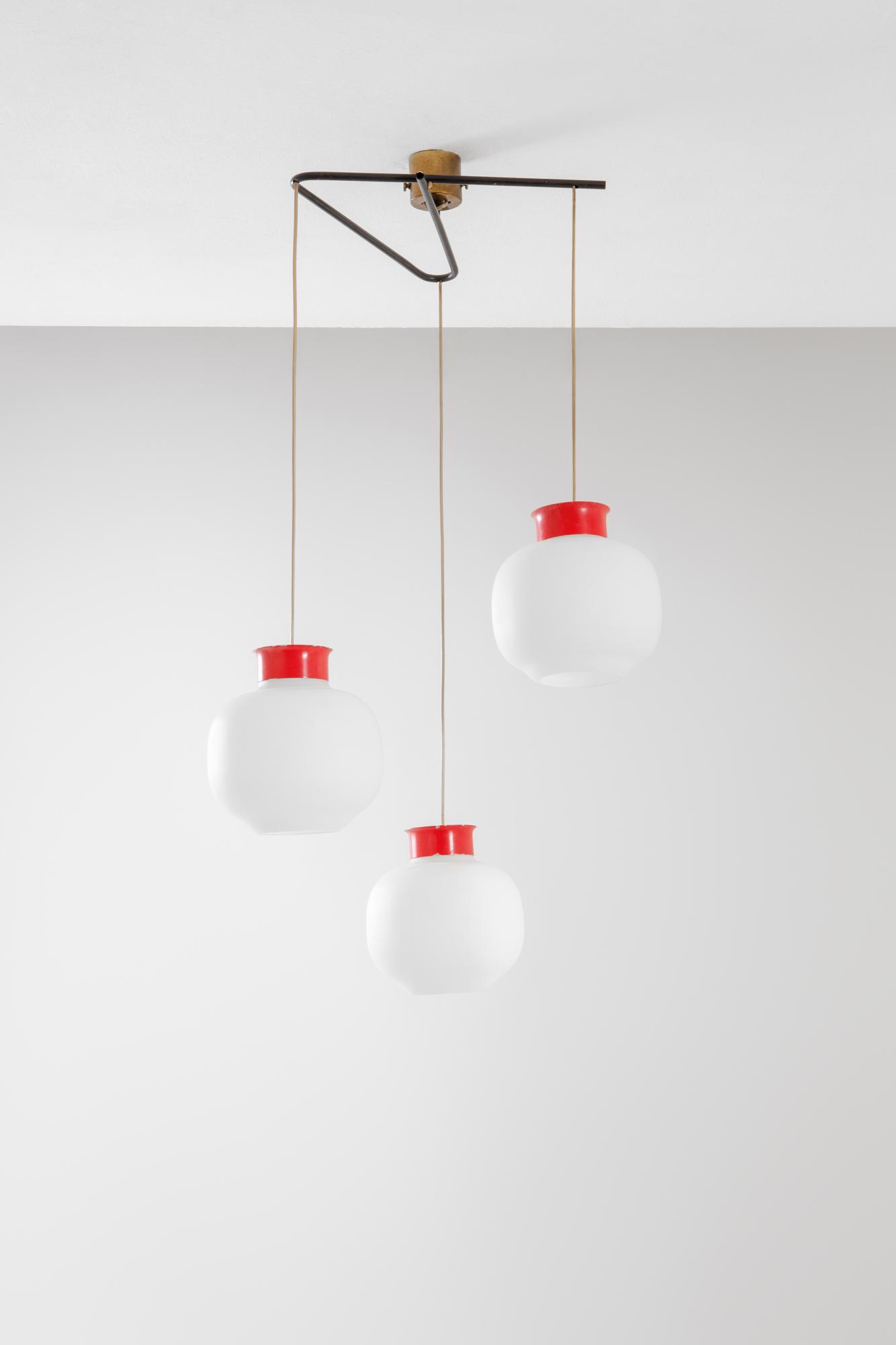 Stilnovo, 1946-1988. Lampadario a tre lumi (1 of 2)