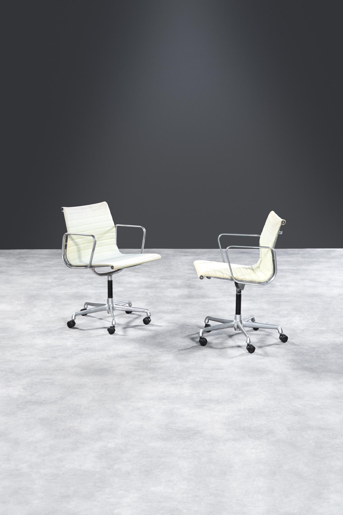 Charles Eames, 1907-1978. Coppia di poltroncine (1 of 2)