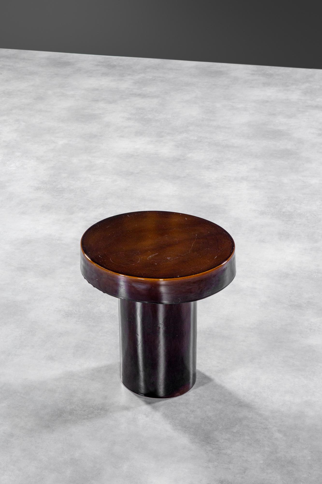 Tavolino in ceramica: TavolinoCeramica smaltata1960 ca.h cm 43,5, diam. piano cm 43,5