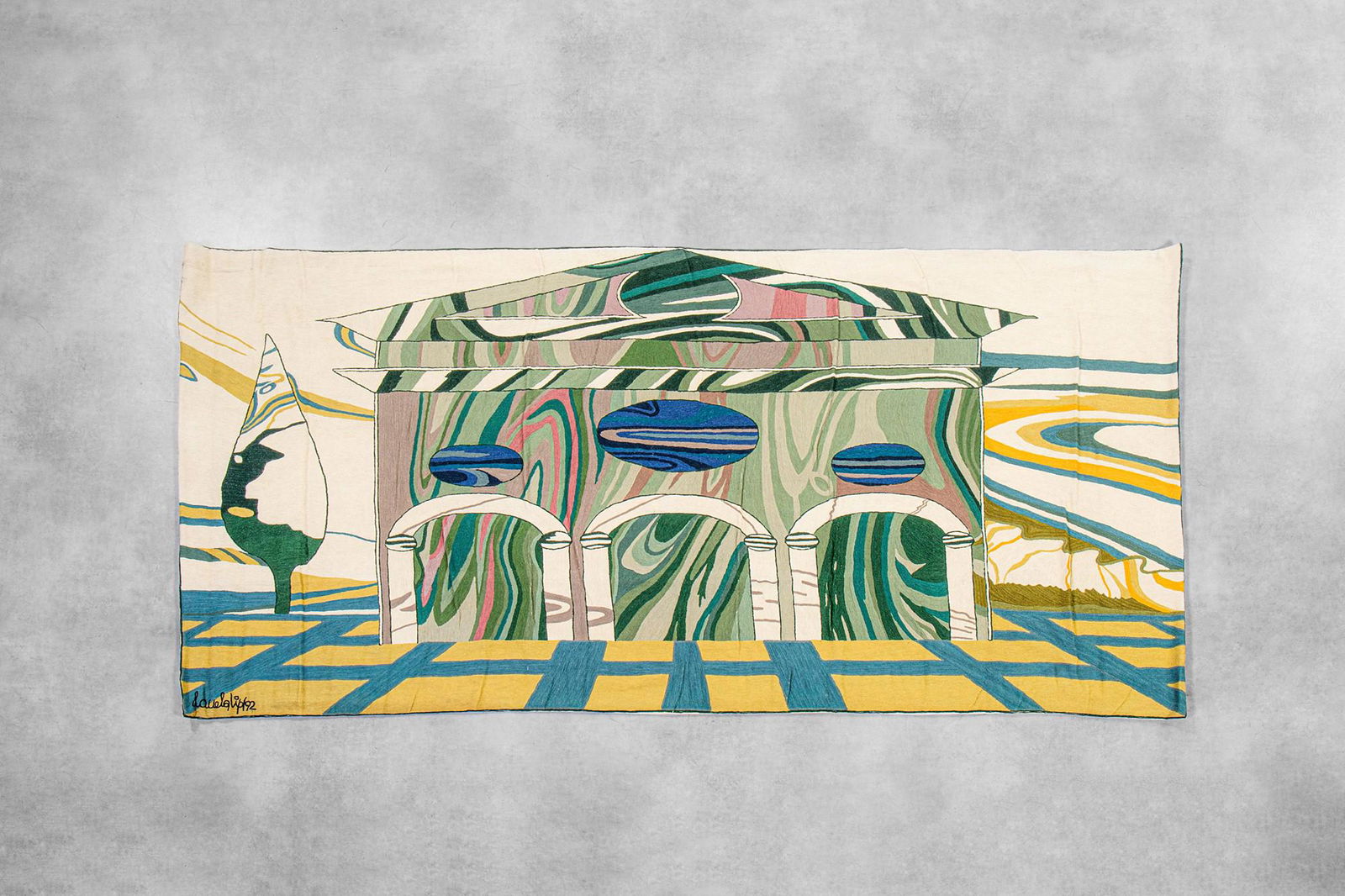 Nanda Vigo: ArazzoLana intrecciata.Prod. Flou, 1992Firmato e datato in basso a sinistra: Nanda Vigo 1992.cm 140x277