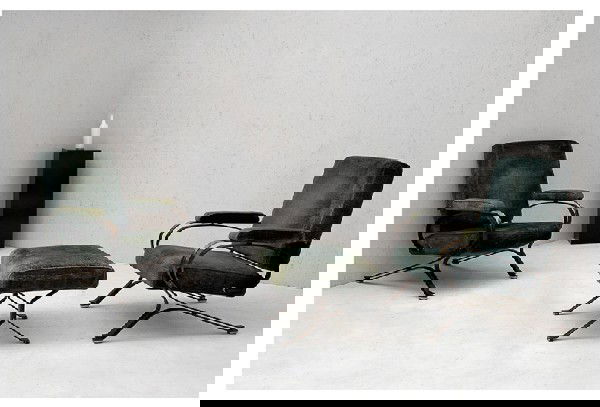 Formanova: Pair of lounge chairs and one ottoman. harmonic steel, blue velvet. Prod. Formanova, 1965 ca. Lounge chair cm 92x73x76 - ottoman cm 42x60x50. Manufacturer's label on structure: Formanova.