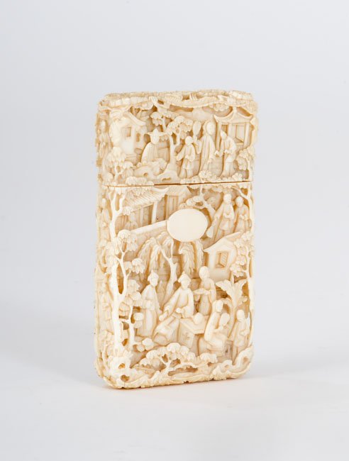 Scatola portabiglietti in avorio (1 of 1)