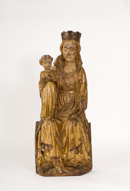 Scultore lombardo della fine del XIV secolo: Scultore lombardo della fine del XIV secolo La Vergine col Bambino Legno policromo e dorato h cm 117 Provenienza: Antica collezione Bechis-Torino Pubb.: Statuarie Mediovale de Collection, Boccador e E