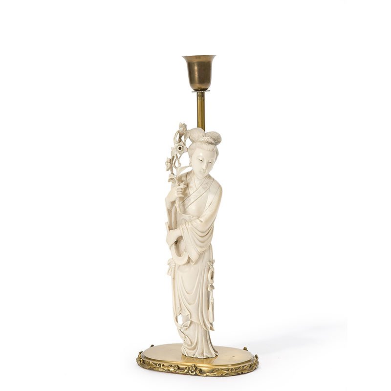 Statua in avorio (1 of 1)