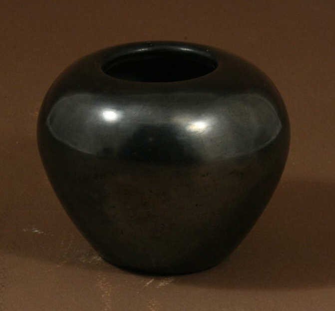 San Ildefonso Pot,: By Stahw Moowhe, Blackware, 2-5/8" x 4" dia., -568080-