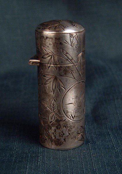 Beautiful Sterling Perfume Bottle. (1 of 6)