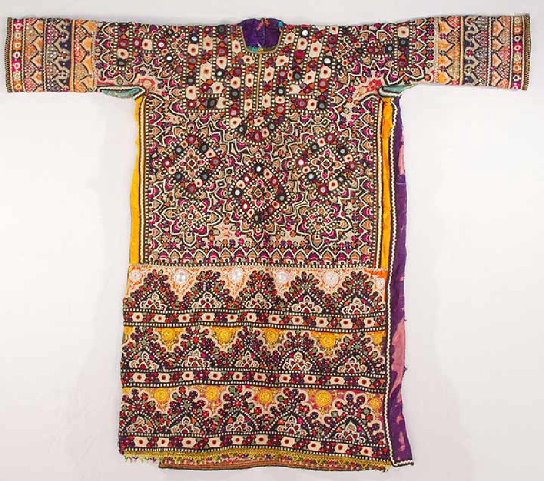 EMBROIDERED WOMAN'S TOP, PAKISTAN (1 of 10)