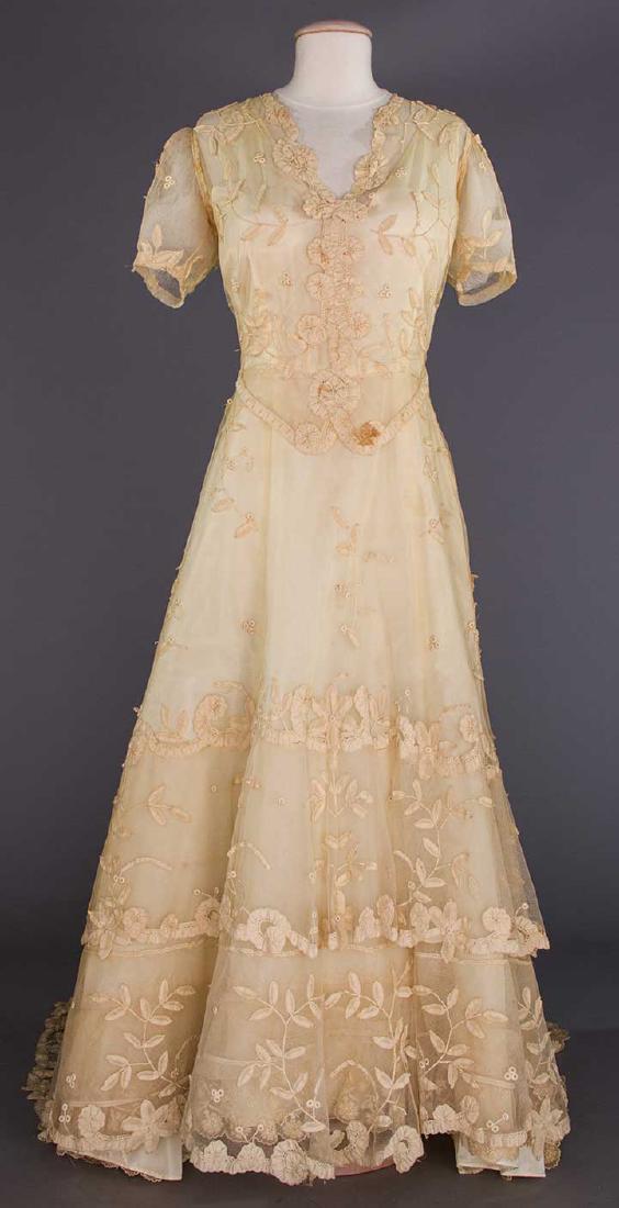 LACE WEDDING GOWN, HEAD-DRESS & GARTERS, 1930s (1 of 8)