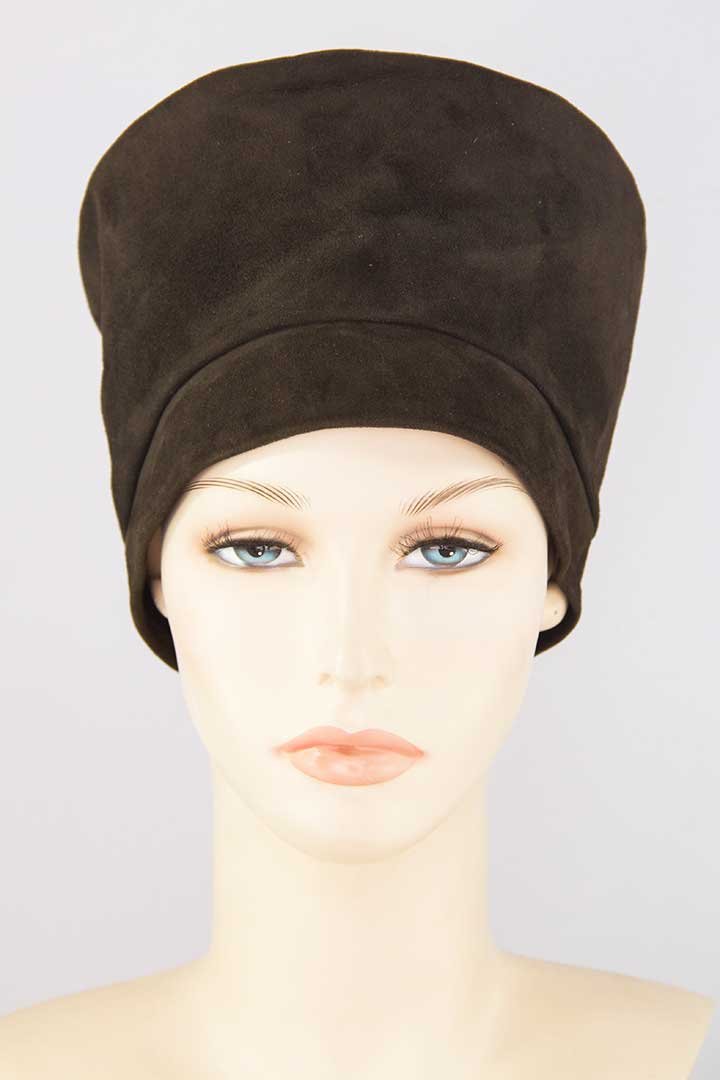 BILL CUNNINGHAM, "WILLIAM J" TOQUE & HAT BOX, 1960s (1 of 7)