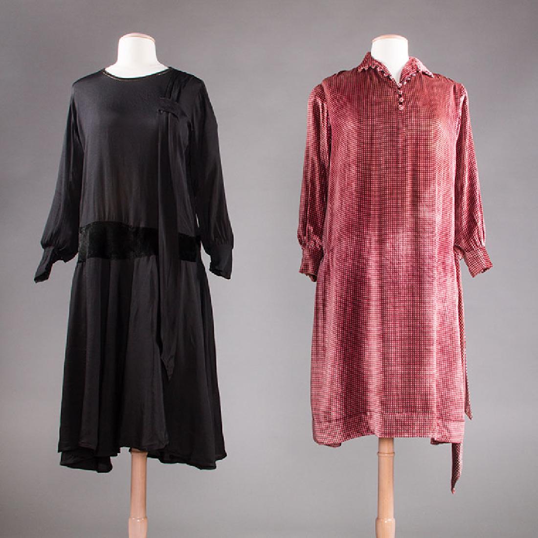 1 AFTERNOON & 1 DINNER DRESS, 1920s (1 of 10)