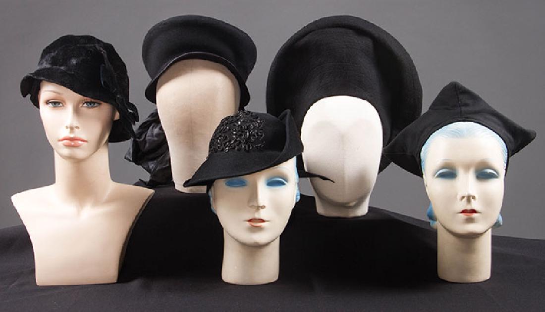 5 UNUSUAL SHAPED FELT HATS, 1930-EARLY 1940s (1 of 7)