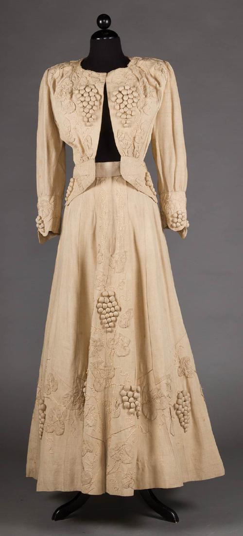 TRAPUNTO LINEN WALKING SUIT, NY LABEL, c. 1905 (1 of 10)