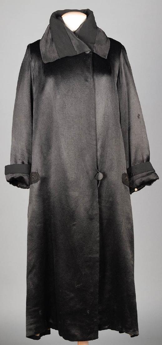 LIBERTY SILK EVENING COAT, LONDON, EARLY 20TH C (1 of 10)