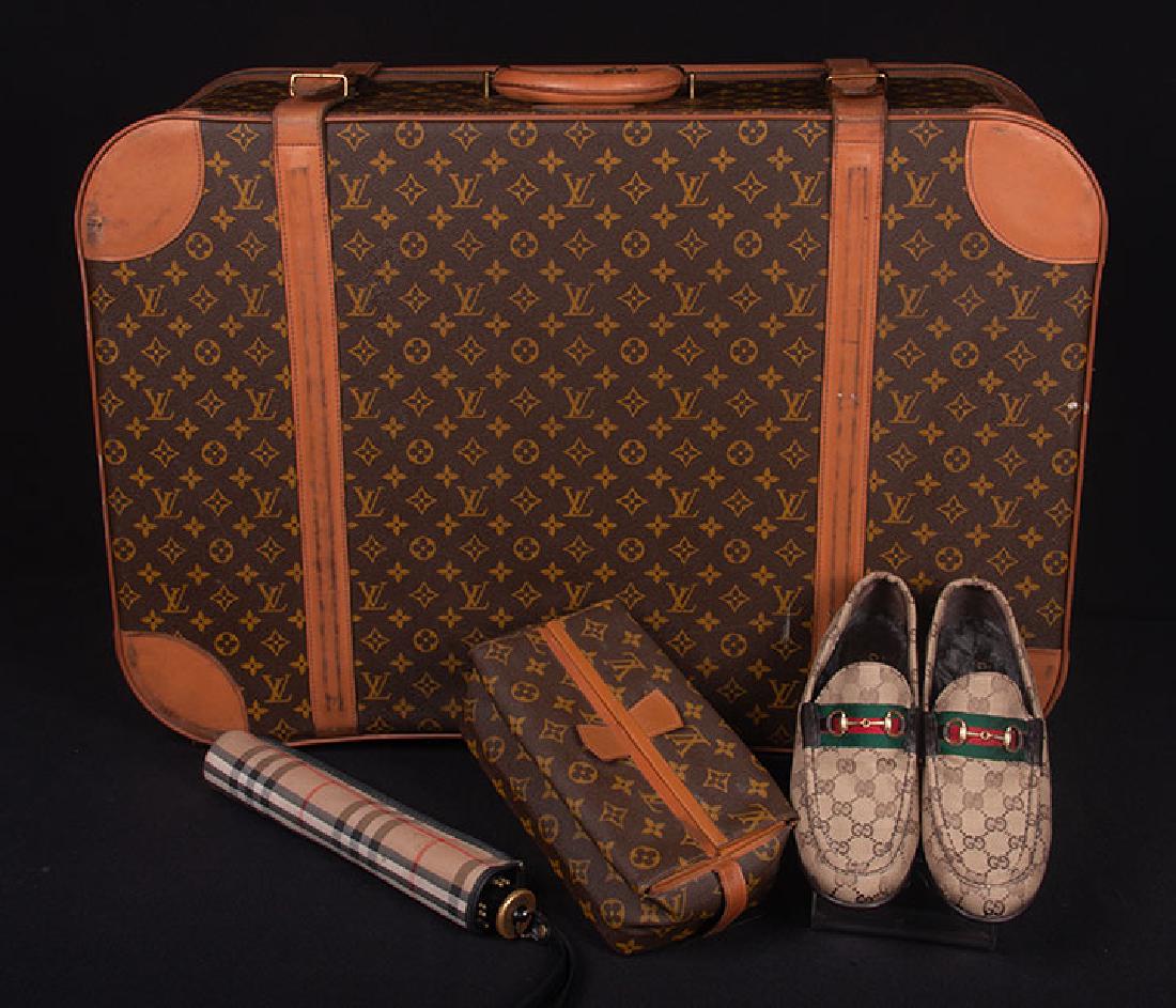 VUITTON, GUCCI & BURBERRY ITEMS, 1960-1970s (1 of 10)