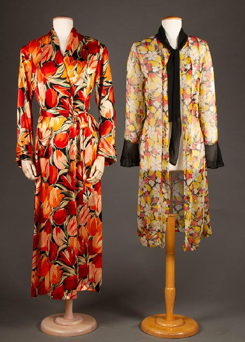 1 PRINTED ROBE & 1 PRINTED COAT, 1930-1940s (1 of 10)