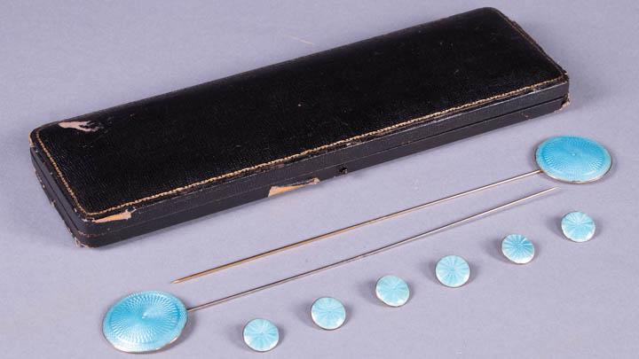 MAPPIN & WEBB ENAMELED HATPIN & BUTTON SET W/ BOX, 1928 (1 of 8)