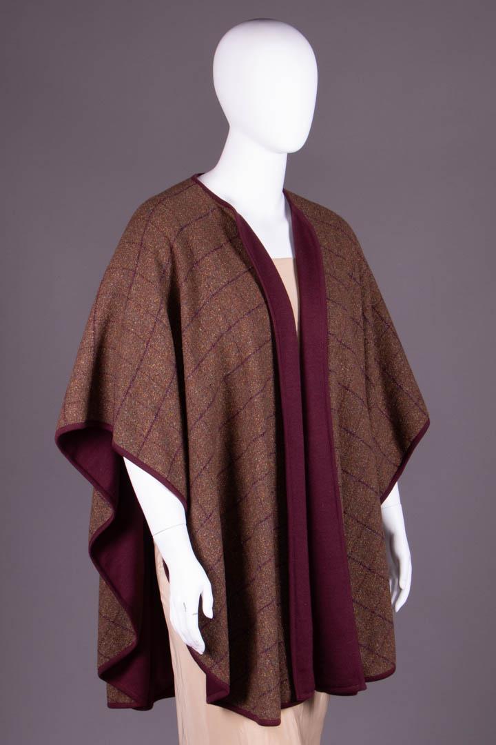 VALENTINO CASHMERE CAPE, ITALY, MODERN (1 of 8)