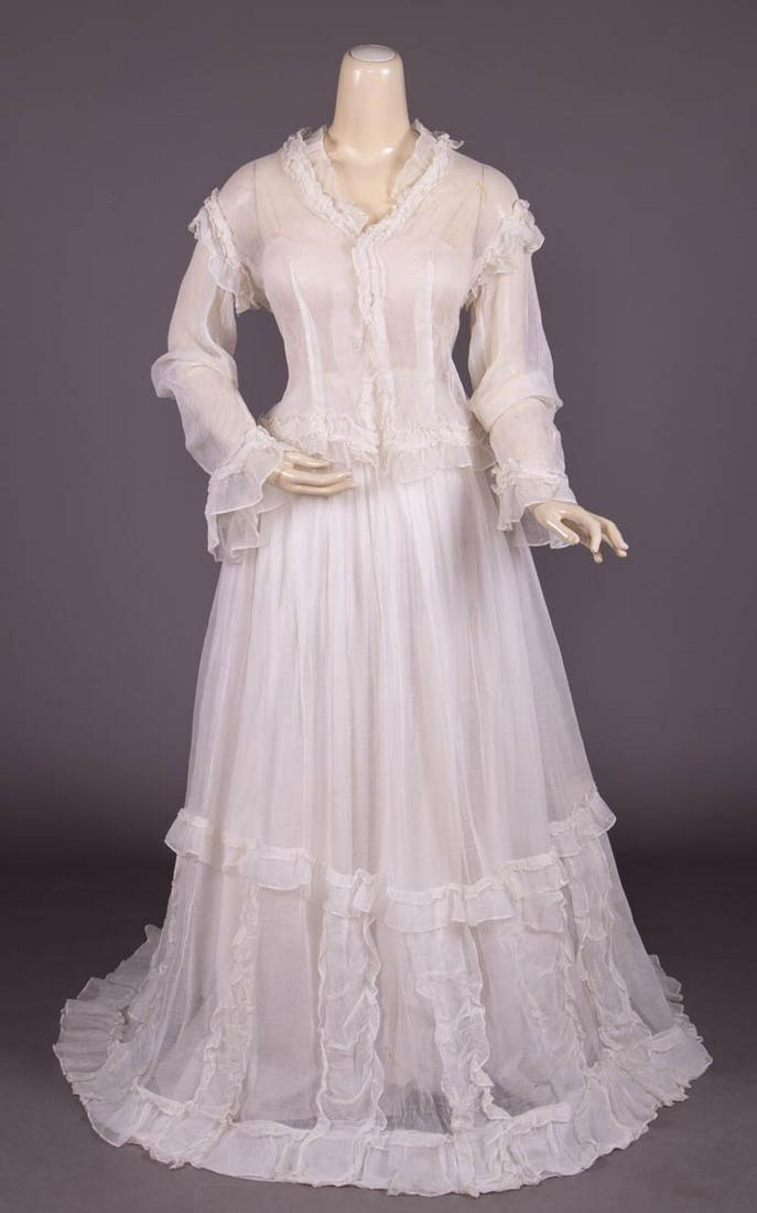 TWO PIECE LINGERIE GOWN, 1880s (1 of 8)