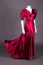 CRIMSON SILK SATIN EVENING GOWN, MID 1930s