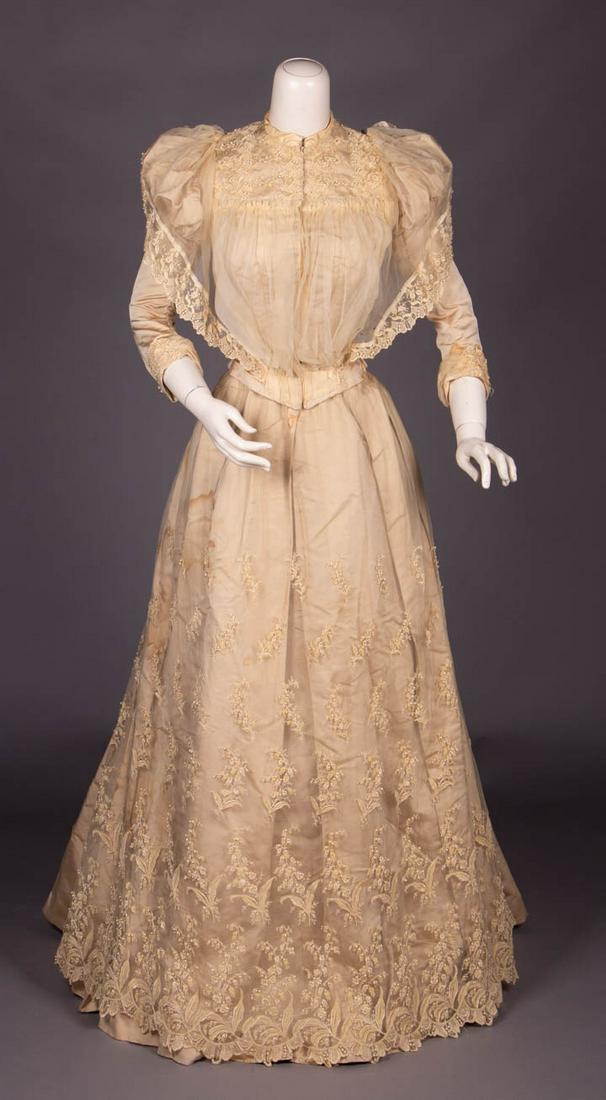 SILK FAILLE AFTERNOON GOWN, NEW YORK CITY, EARLY 1890s (1 of 10)