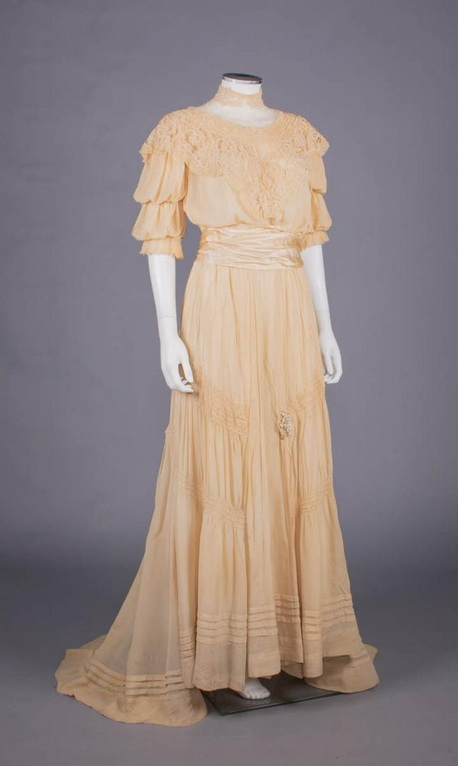 SILK CREPE & BOBBIN TRAINED TEA DRESS, c. 1908 (1 of 10)