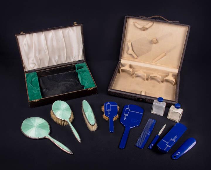 TWO TRAVELING TOILETRY SETS & CASES, GERMANY & ENGLAND, EARLY 20TH C (1 of 10)