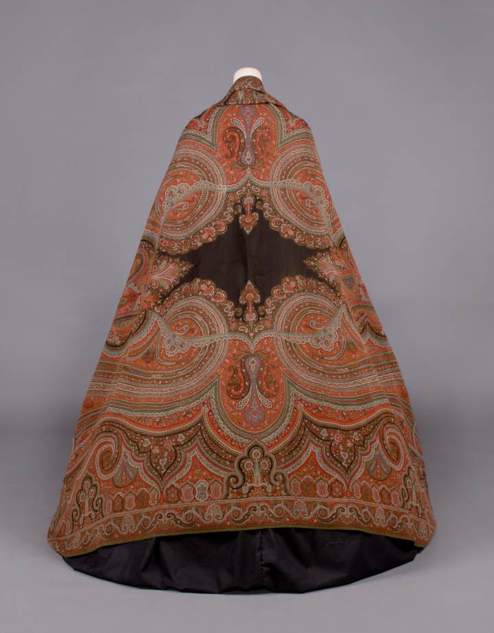 JACQUARD WOVEN PAISLEY SHAWL, 1860s (1 of 10)