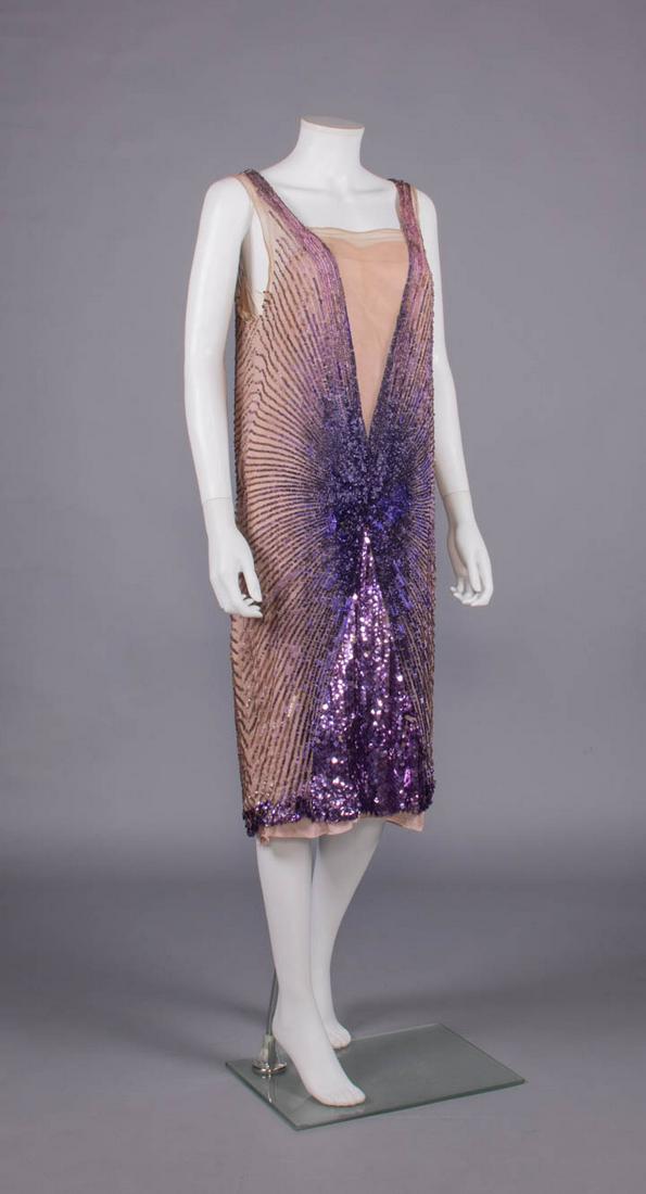 HEAVILY SEQUINED PARTY DRESS, 1920s (1 of 10)
