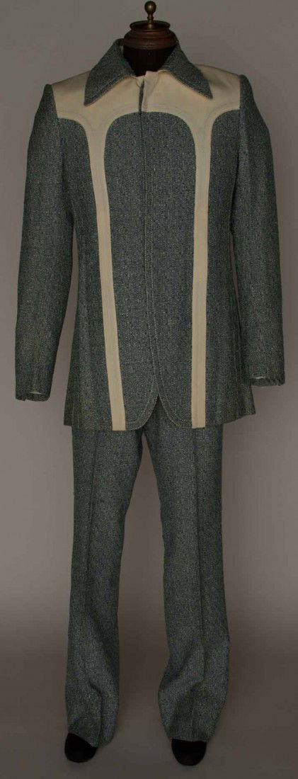 GENT'S MOD SUIT, ITALY, EARLY 1970s: Spring weight wool suit in blue-green & white tweed, jacket w/ white F & B yokes & 2 bands extending to hem, over-size collar, label "Brioni V Barberini, 79 Roma", hand finished, Jacket: Ch 40", L 33"
