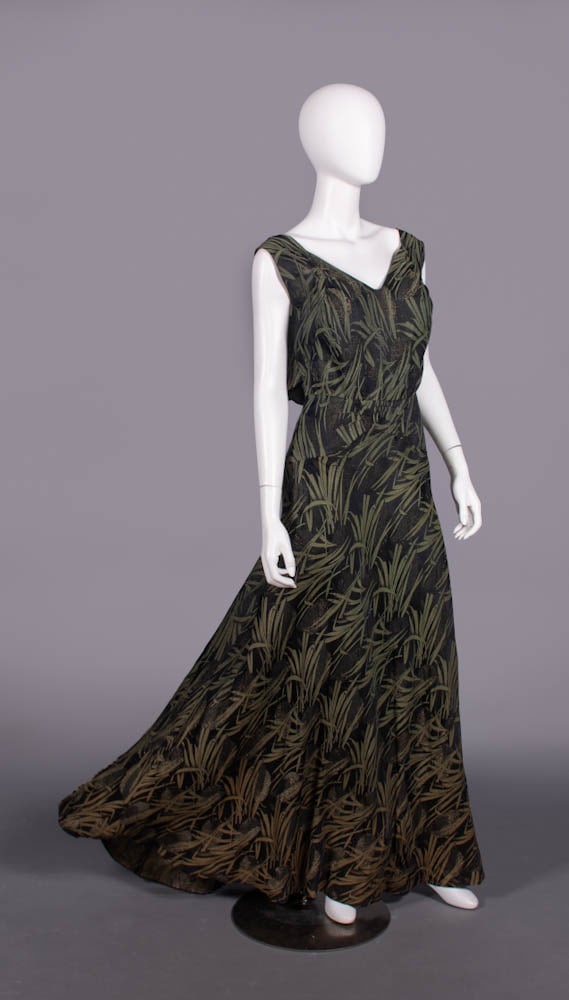 SILK LAME' EVENING GOWN, c. 1935 (1 of 10)