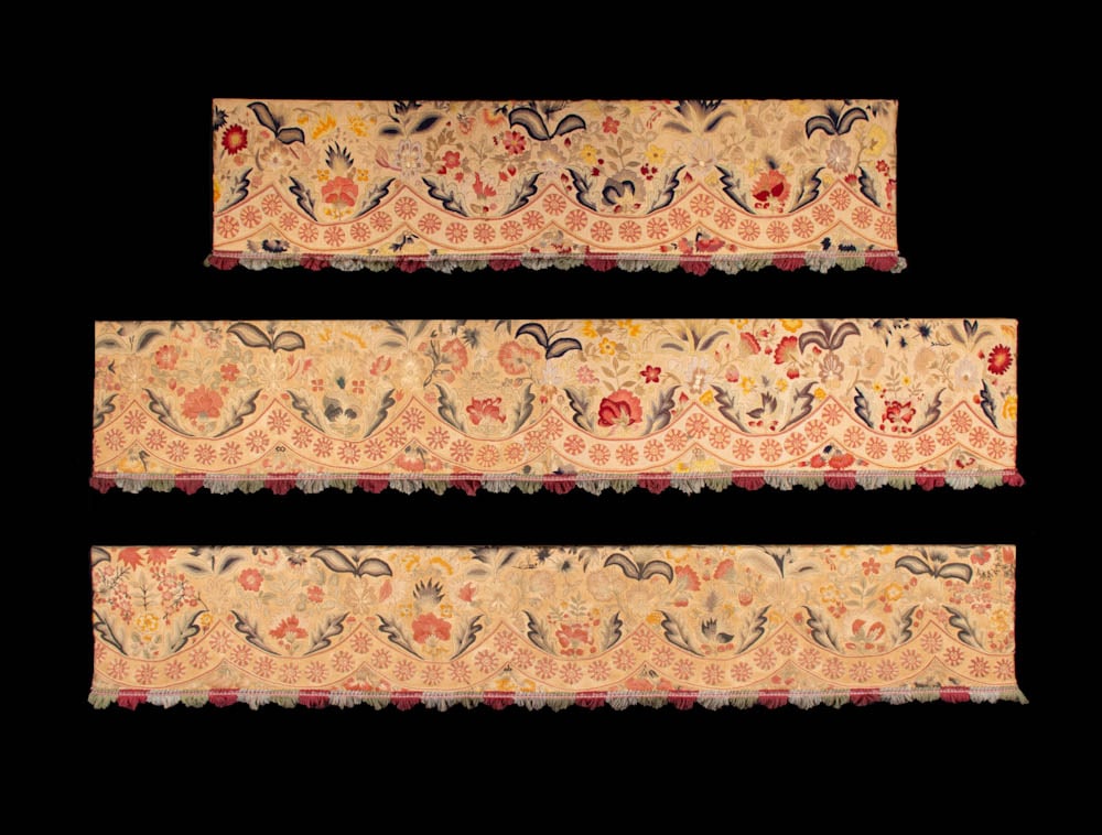 LATE ARTS & CRAFTS MOVEMENT HAND EMBROIDERED VALANCES, 1920s (1 of 8)