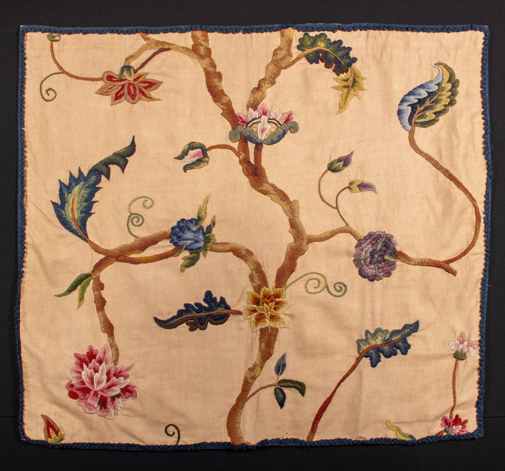 CREWEL EMBROIDERED COTTON PANEL, EARLY 20TH C (1 of 6)