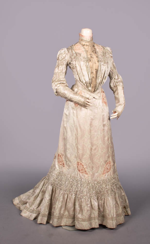 PRINTED SILK AFTERNOON GOWN, c. 1900 (1 of 9)